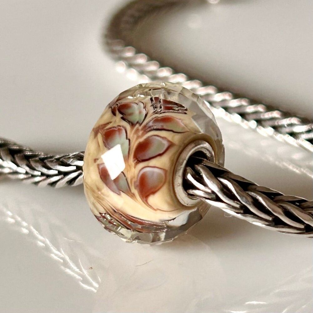 TROLLBEADS Swaying Leaves Facet LAA 925S & Macrow Smooth Smoky Brown Quartz - Picture 3 of 9